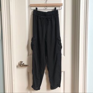 lululemon move lightly street cargo joggers